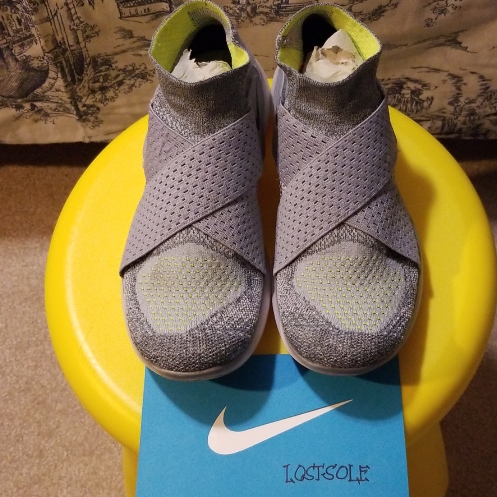Womens Nike Free RN Motion Size 6